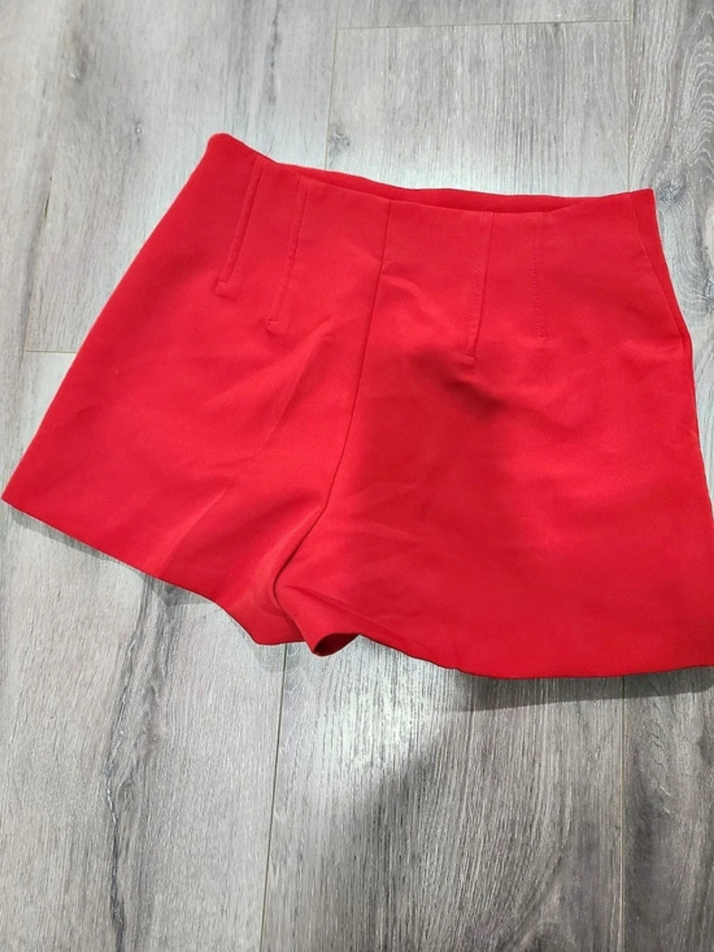 ZARA High-Waisted Seam Shorts Red Size Medium